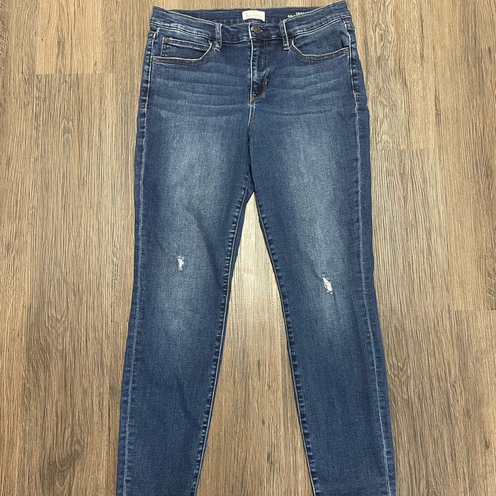 Nicole Miller Blue Skinny Jeans with Stretch and Distressed Details